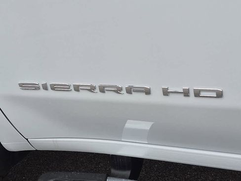 New 2026 GMC Sierra 2500 SLT w/ SLT Convenience Package image 21