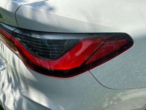 Used 2023 BMW M440i Coupe w/ Premium Package image 8