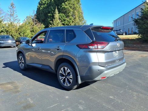 Used 2022 Nissan Rogue SV image 22