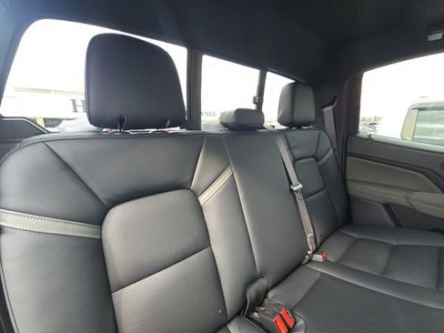 Used 2024 Chevrolet Colorado ZR2 image 14