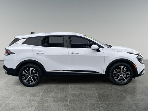 Used 2024 Kia Sportage EX FWD image 6
