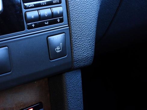 Used 2013 Mercedes-Benz E 350 Luxury image 55