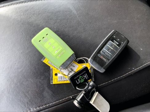 Used 2017 Acura MDX SH-AWD image 14