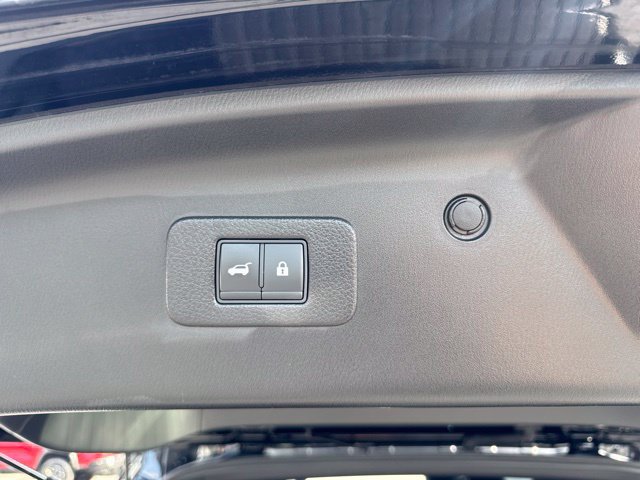 Used 2022 Nissan Armada SL w/ Midnight Edition Package AWD/4WD image 13