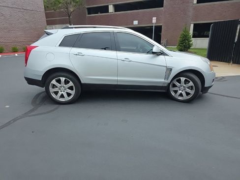 Used 2015 Cadillac SRX Performance w/ Driver Awareness Package AWD/4WD image 2