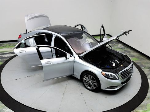 Used 2014 Mercedes-Benz S 550 Sedan image 39