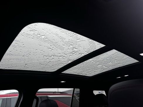 New 2026 Chevrolet Traverse Z71 w/ Driver Confidence Package image 6