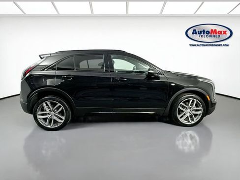 Used 2023 Cadillac XT4 Sport image 10