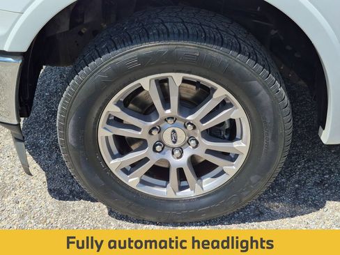 Used 2020 Ford F150 Lariat RWD image 12