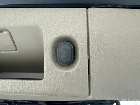 Used 2020 Chevrolet Tahoe Premier AWD/4WD image 35