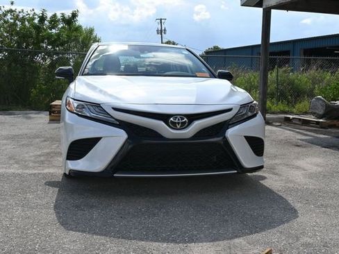 Used 2020 Toyota Camry XSE w/ Navigation Package FWD image 3
