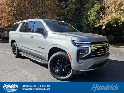 New 2026 Chevrolet Suburban LT w/ Comfort Package