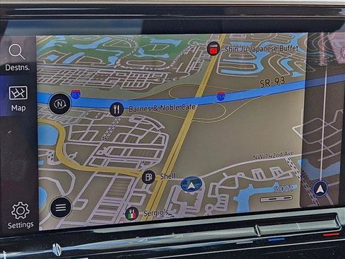 Used 2024 Volkswagen Atlas Cross Sport SEL R-Line image 10