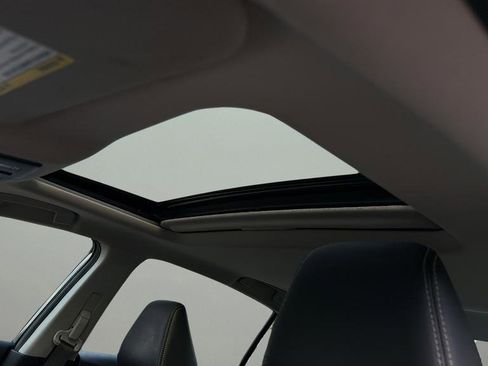 Used 2020 Nissan Altima 2.5 SL FWD image 12