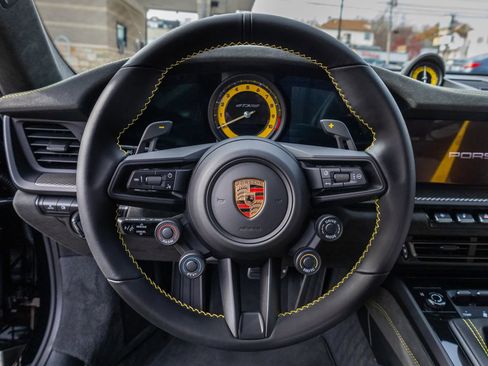 Used 2025 Porsche 911 GT3 RS image 47