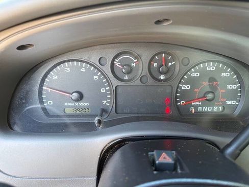 Used 2005 Ford Ranger XLT image 11