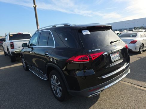 Used 2020 Mercedes-Benz GLE 350 w/ Premium Package image 8
