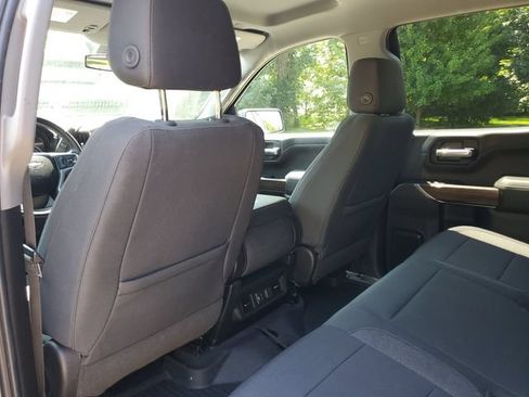 Used 2020 Chevrolet Silverado 1500 LT Trail Boss w/ Convenience Package AWD/4WD image 24