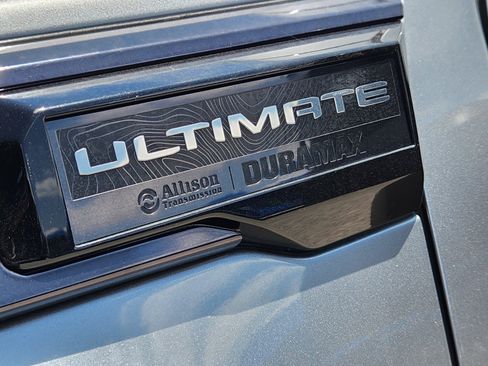 Used 2025 GMC Sierra 2500 Denali Ultimate AWD/4WD image 30