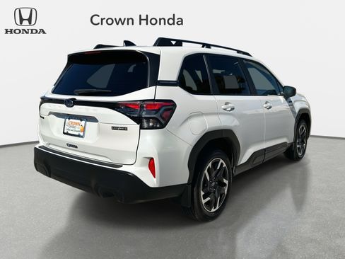 Used 2025 Subaru Forester Premium w/ Protection Package (1PH) image 6