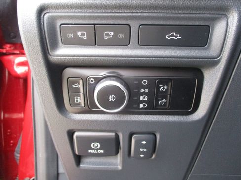 Used 2023 Ford F150 Lariat AWD/4WD image 43