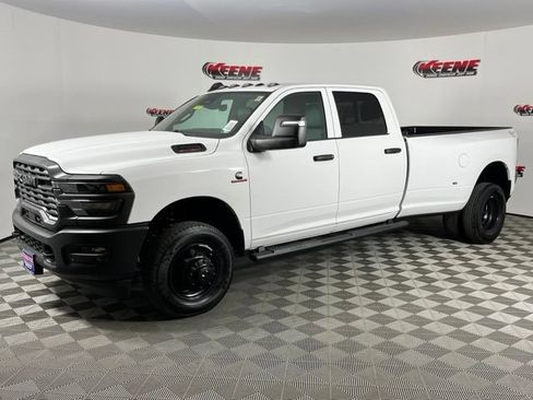 New 2026 RAM 3500 Tradesman AWD/4WD image 5
