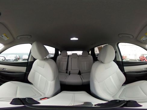 Used 2025 Hyundai Tucson SEL image 44