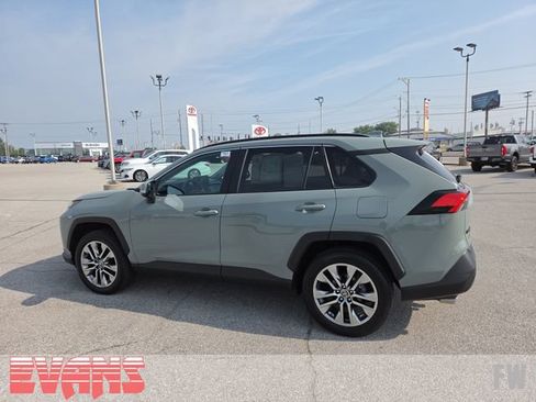 Certified 2023 Toyota RAV4 XLE Premium AWD/4WD image 28
