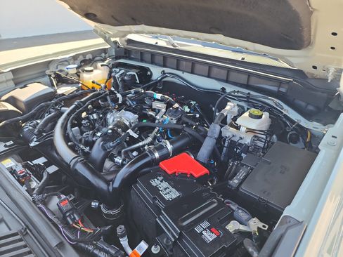 Used 2024 Ford Bronco Black Diamond image 15