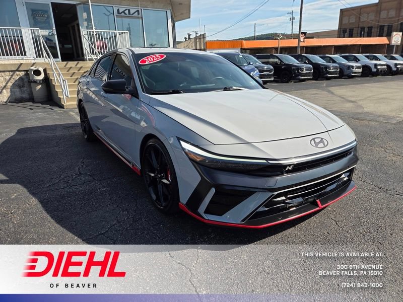 Used 2025 Hyundai Elantra N FWD image 1