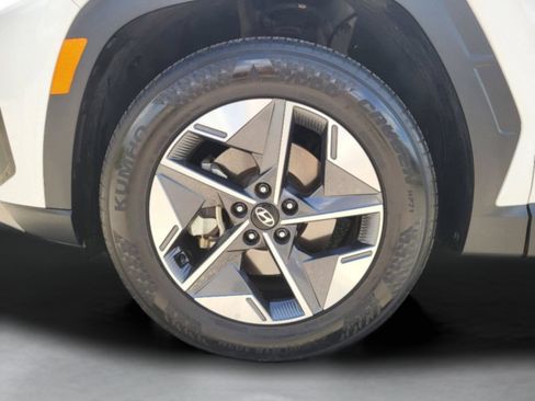 Used 2025 Hyundai Tucson SEL FWD image 35