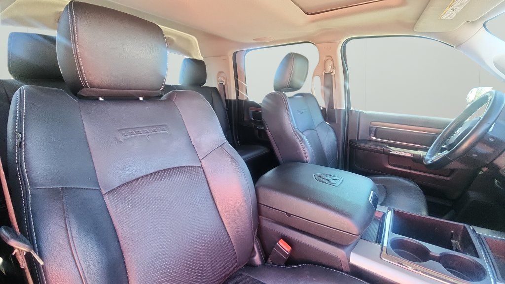 Used 2015 RAM 3500 Laramie AWD/4WD image 11