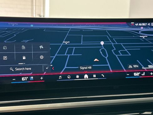 Certified 2025 BMW X7 M60i AWD/4WD image 23