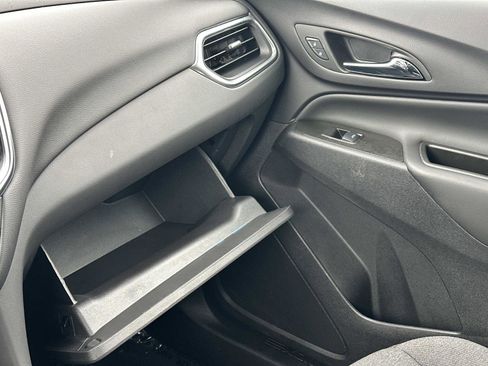 Certified 2024 Chevrolet Equinox LT w/ LPO, Floor Liner Package image 30