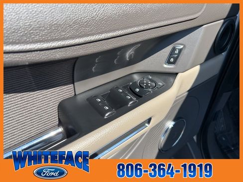 Used 2020 Ford Expedition Max XLT image 12