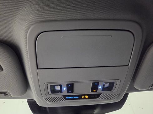 Used 2023 Ford Explorer Limited AWD/4WD image 14