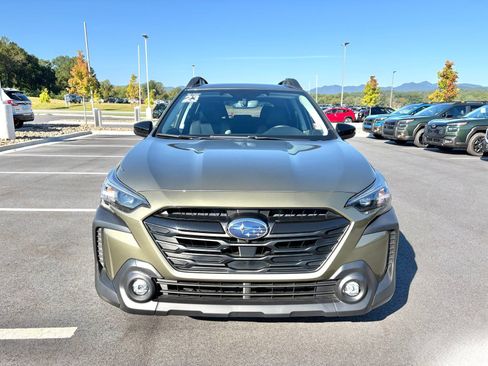 Used 2023 Subaru Outback Onyx Edition XT AWD/4WD image 2