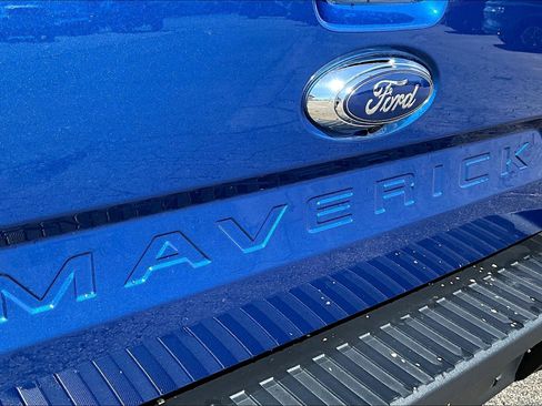 Used 2023 Ford Maverick XL FWD image 32