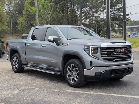 Used 2024 GMC Sierra 1500 SLT w/ SLT Premium Plus Package image 9