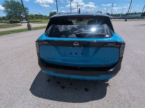 Used 2025 Nissan Kicks SR AWD/4WD image 6
