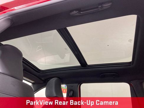 Used 2025 Jeep Compass Latitude w/ Sun & Sound Group image 19