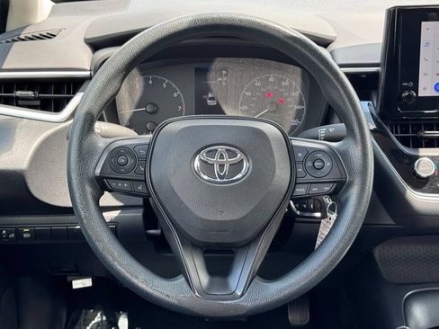 Used 2023 Toyota Corolla LE FWD image 7