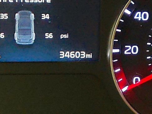 Used 2024 Kia Forte LX image 15