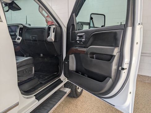 Used 2016 GMC Sierra 2500 SLT image 17