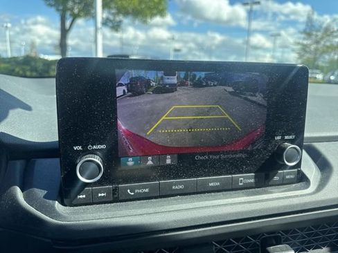Used 2023 Honda Accord EX image 21