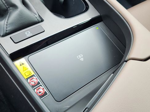Used 2025 Lexus ES 350 w/ Premium Package FWD image 16
