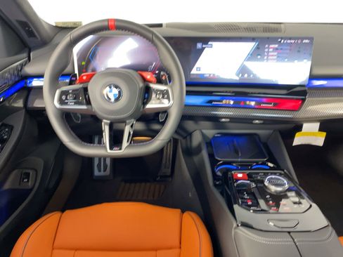 New 2026 BMW M5 image 4