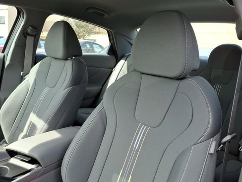 New 2026 Hyundai Elantra Sport FWD image 15