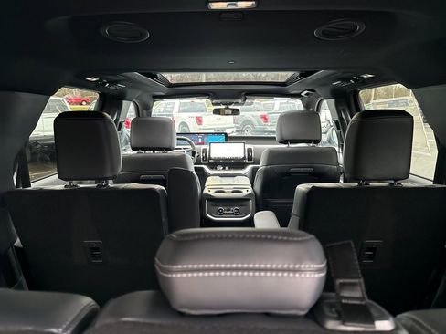 New 2025 Ford Expedition Platinum w/ Stealth Performance Package image 12