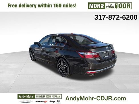 Used 2016 Honda Accord Sport image 5